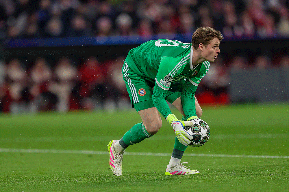 Jonas Urbig