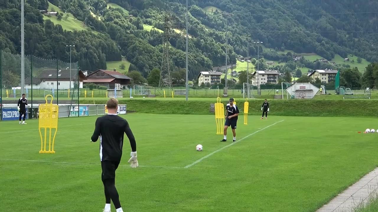 Anspiel + Seitenwechsel per Chipball