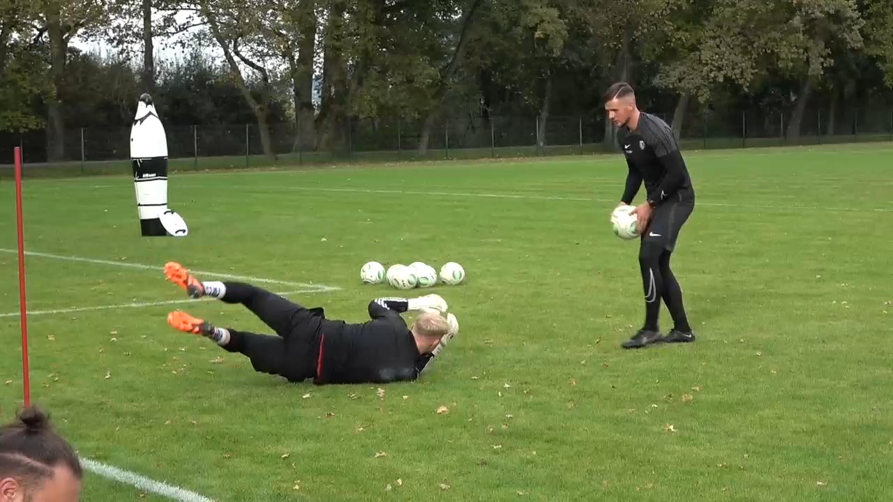 Druck auf Ball beim Ablenken